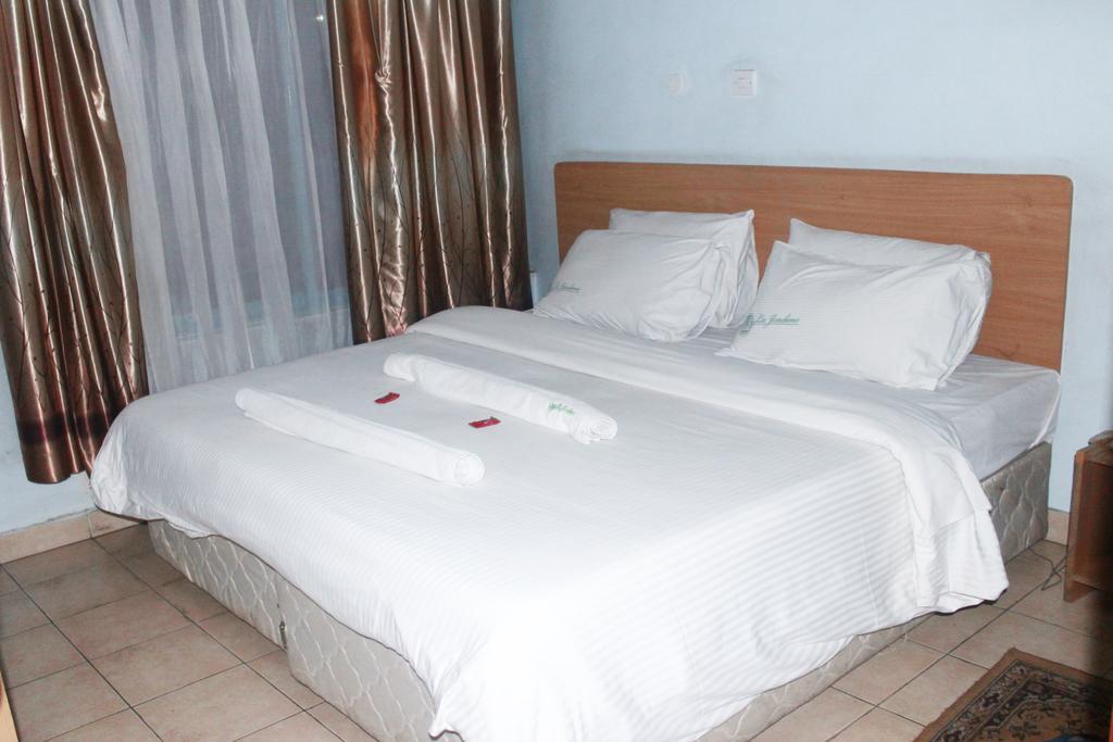 La Jardine Bed & Breakfast Nairobi Ngoại thất bức ảnh