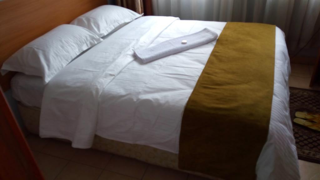 La Jardine Bed & Breakfast Nairobi Phòng bức ảnh