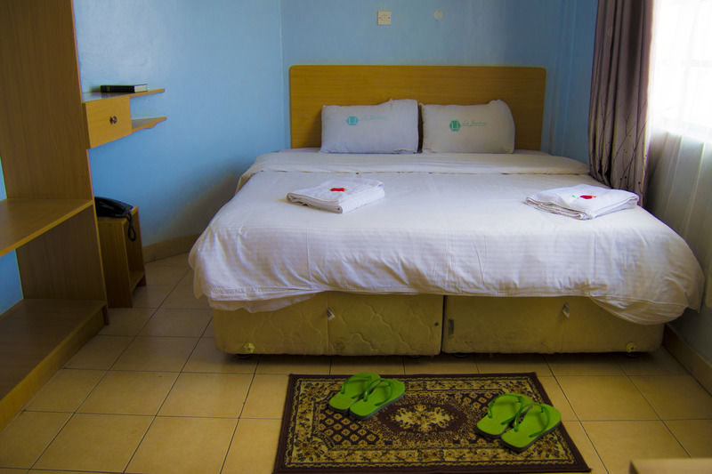 La Jardine Bed & Breakfast Nairobi Ngoại thất bức ảnh